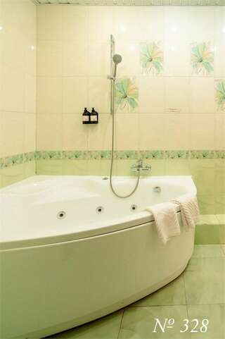 Гостиница Арагон Рязань Джуниор Сьют-9